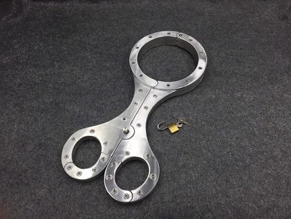 Metal Bondage Gear BDSM Restraint Set,Bondage-Fiddle Collar and Handcuffs for Couple Game Kits