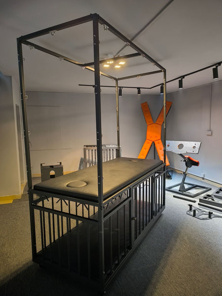 BDSM Bondage  Furniture Fetish Large Metal Love Cage Slave Restraint Training Cage for Women Men Couples