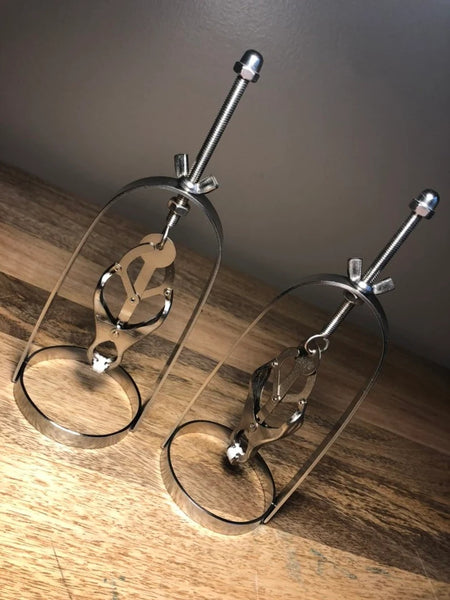 Nipple Stretchers / Clover Clamp Nipple Cages